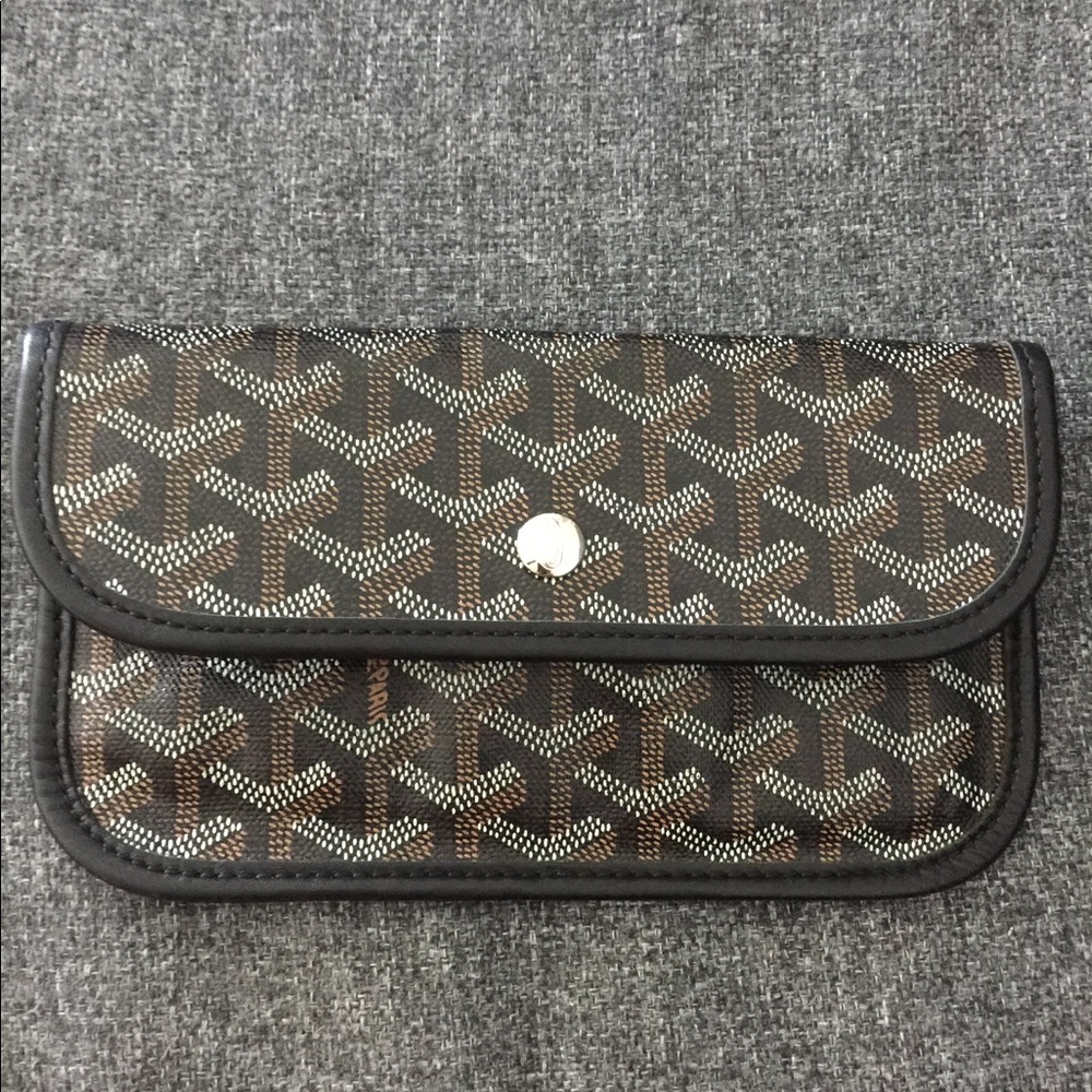 Goyard Pouch